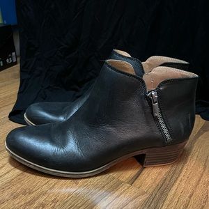 Black Lucky Brand booties